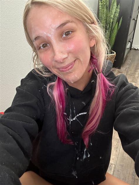 good friend takes facial|FacesOfCum .